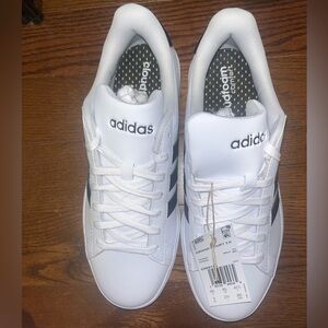 Adidas, White, Size 8.5